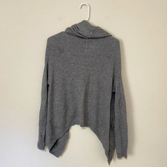 Lululemon Cabin Yogi Wrap Cardigan in Heathered Medium Grey / Slate Size Small - Picture 6 of 6
